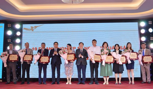 Công ty Traphaco Sa Pa được trao Bảng vàng doanh nghiệp khoa học - công nghệ sáng tạo xuất sắc năm 2023