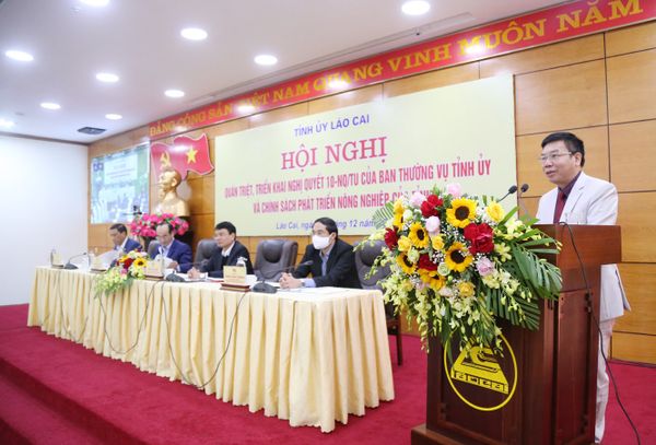 Quán triệt, triển khai Nghị quyết số 10 của Ban Thường vụ Tỉnh ủy về Chiến lược phát triển nông nghiệp hàng hóa tỉnh Lào Cai