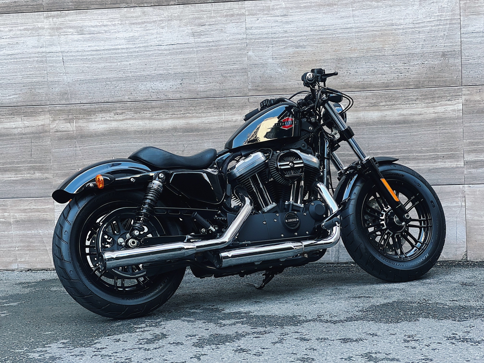 Bình Ắc Quy Xe Harley Davidson FortyEight Những Điều Cần Biết