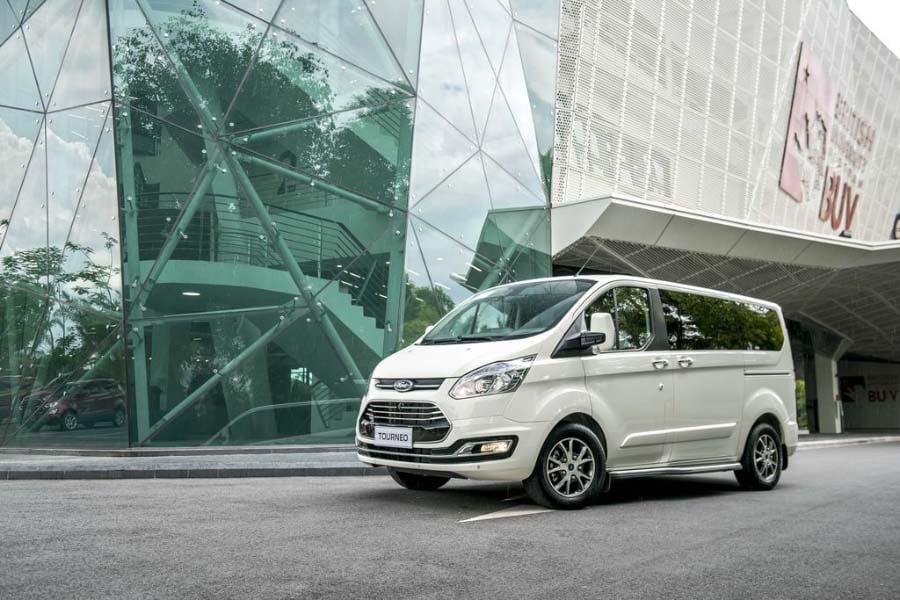 Bình ắc quy xe Ford Tourneo