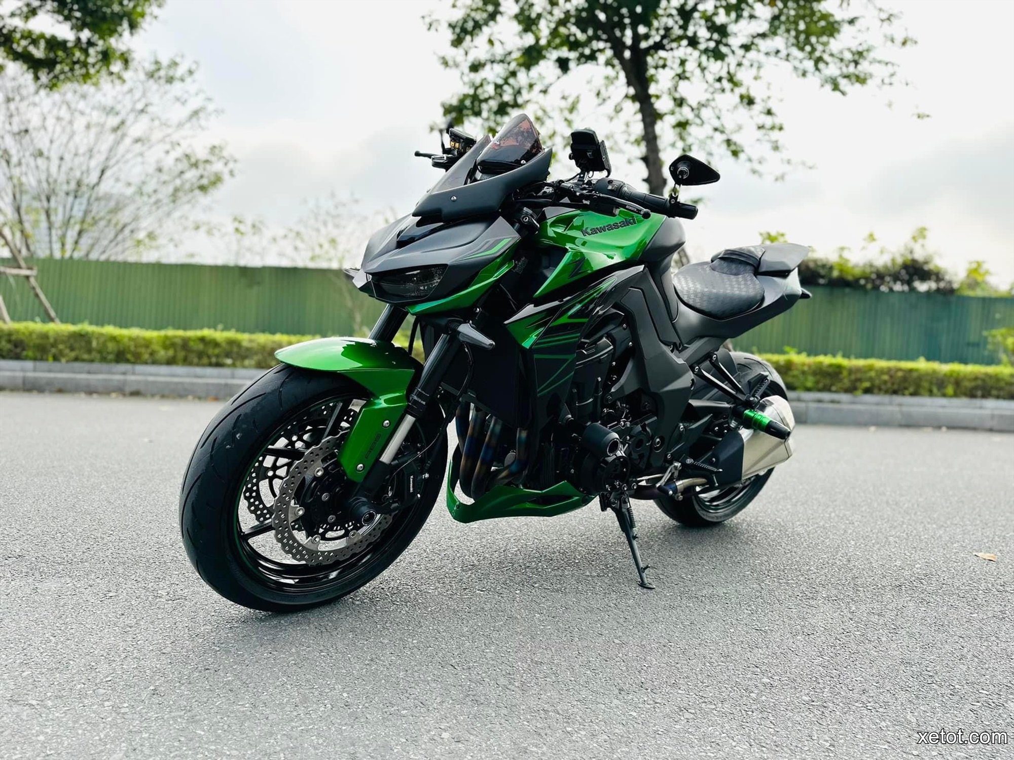 Ắc Quy Xe Kawasaki Z1000/ Z1000R - Nên Thay Loại Nào Là Tốt Nhất