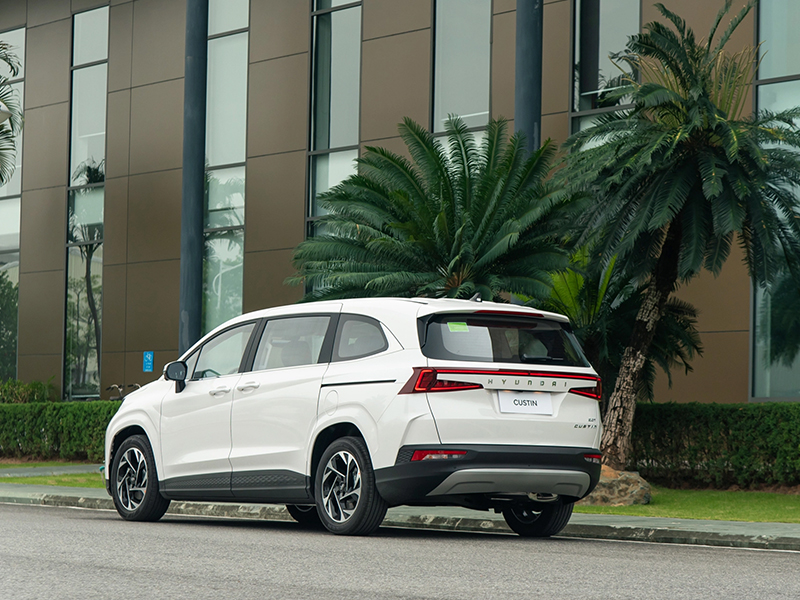 Bình ắc quy Hyundai Custin chính hãng, giá tốt