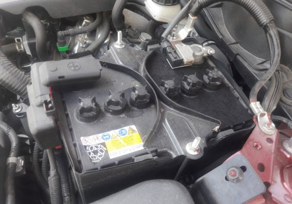 Ắc quy xe VinFast Lux SA 2.0 (12V-80Ah)