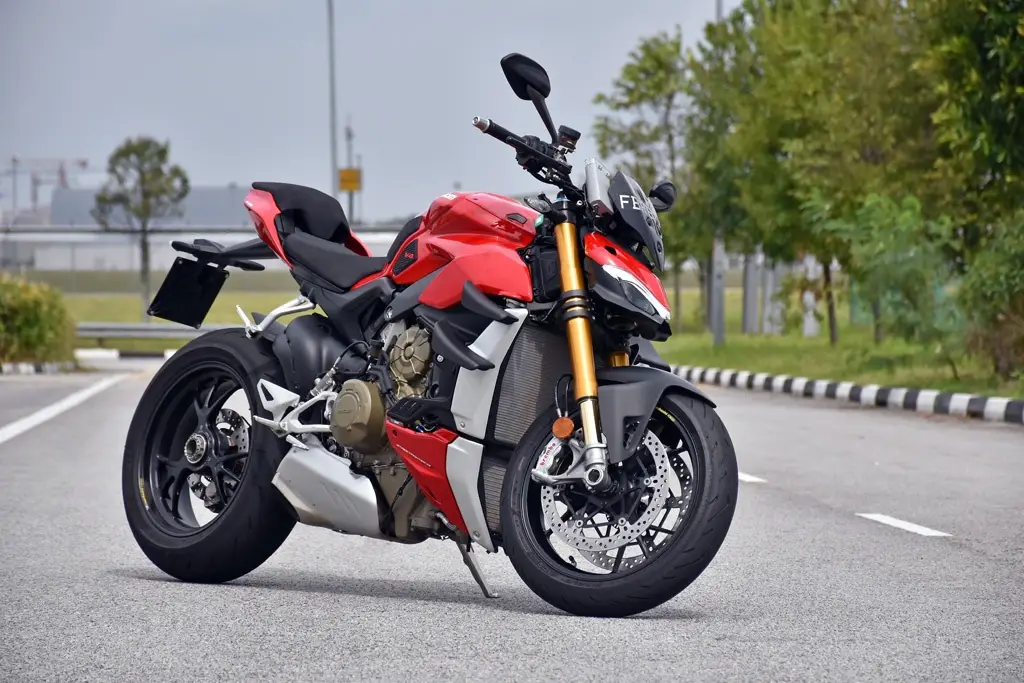 Bình Ắc Quy Xe Ducati Streetfighter V4 Chính Hãng