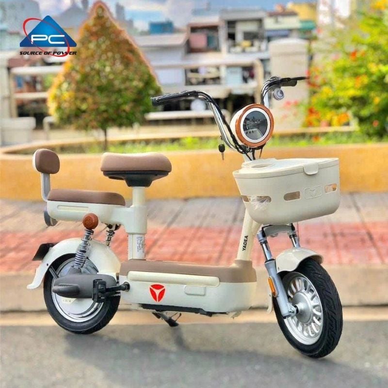 Xe Đạp Điện và Xe Máy Điện: Khác Biệt Thật Sự Là Gì? Nên Chọn Loại Nào Phù Hợp?