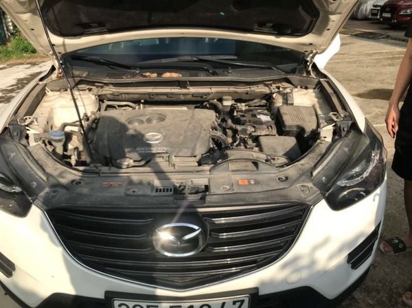thay ắc quy ô tô mazda cx5