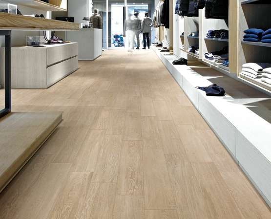 Newood be nhẹ nhàng sử dụng cho shop thời trang