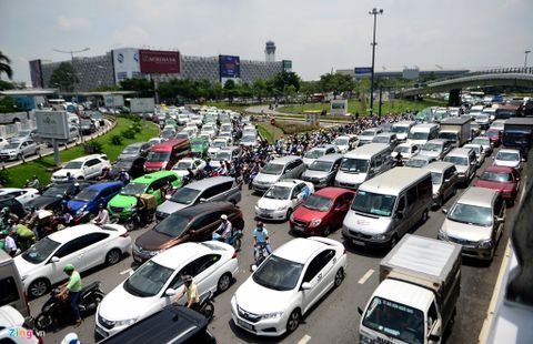 Khát vọng sở hữu ôtô của người Việt