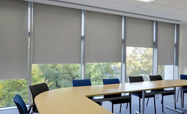 Mẫu rèm nhôm có thể sử dụng cho gia đình hoặc văn phòng công ty