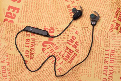 Đánh giá tai nghe thể thao chống ồn SONY WI-SP600N