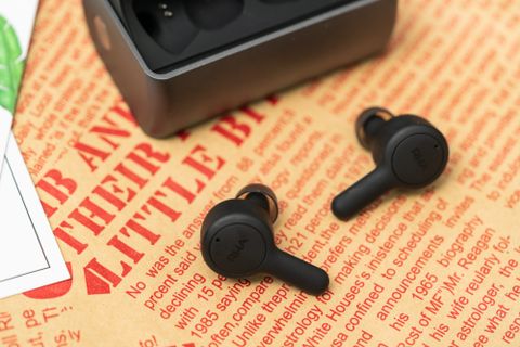 Đánh giá tai nghe RHA TrueConnect, đối thủ lớn của earpod