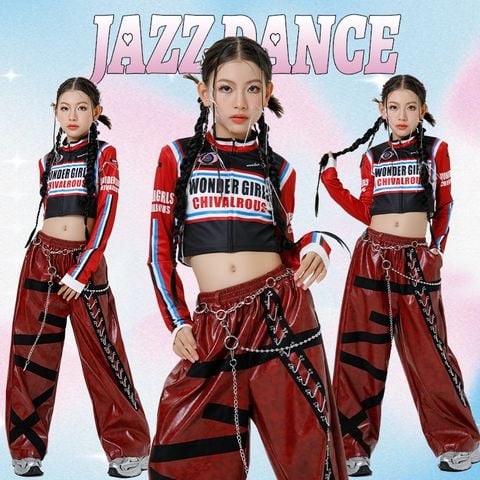 Lựa chọn trang phục biểu diễn cho bé yêu