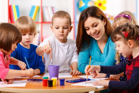 Phương pháp dạy trẻ Montessori và những điều ba mẹ cần biết