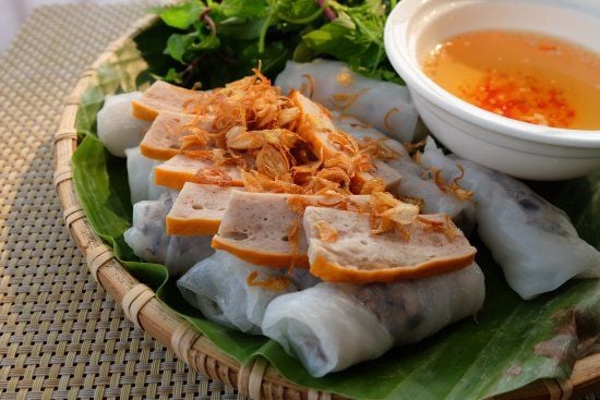 Làm bánh cuốn cực đơn giản tại nhà