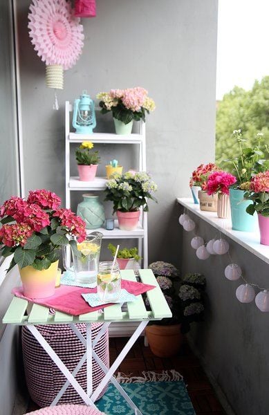 Ý tưởng mới cho Pastel Balcony