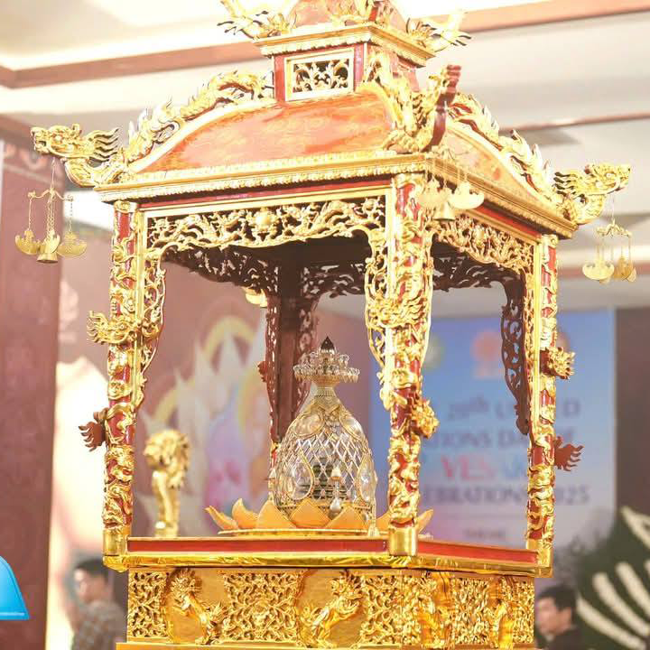 CẬN CẢNH XÁ LỢI PHẬT VÀ LỊCH CHIÊM BÁI TẠI CHÙA QUÁN SỨ và TAM CHÚC