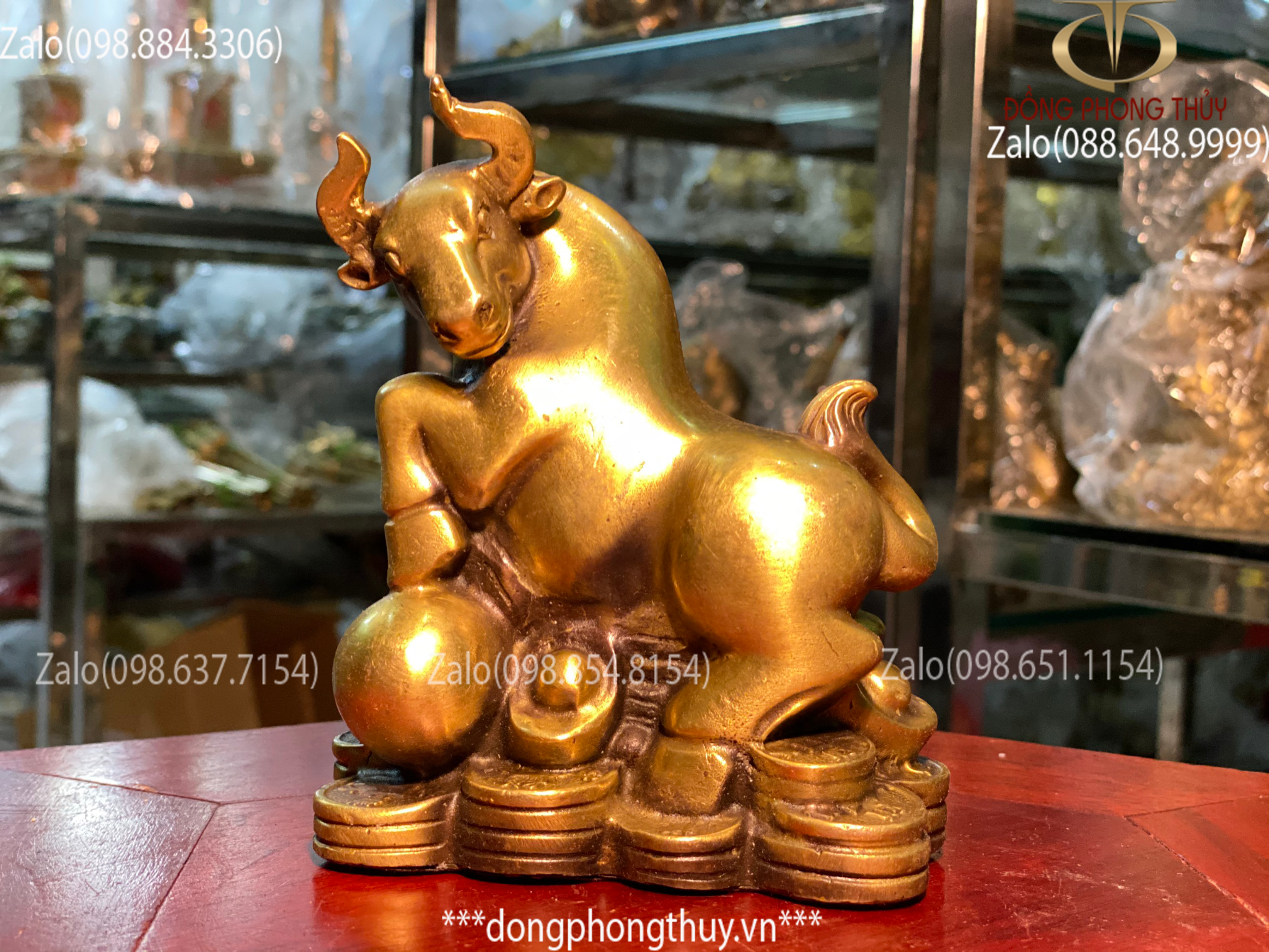 Tượng trâu vàng phong thủy bằng đồng 13,5cm – Đồng Phong Thủy