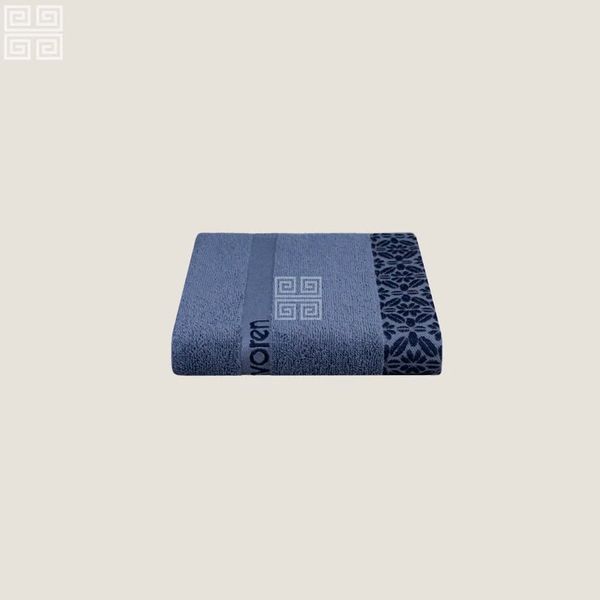 có nên dùng khăn khi rửa mặt