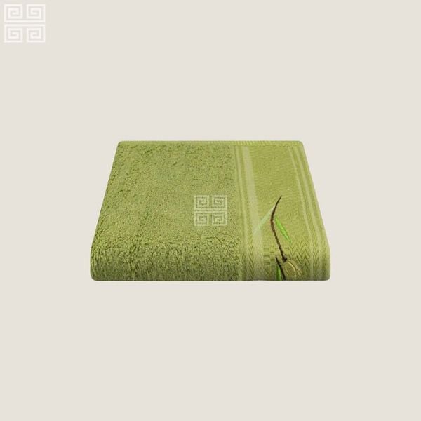 có nên đi spa nặn mụn không​