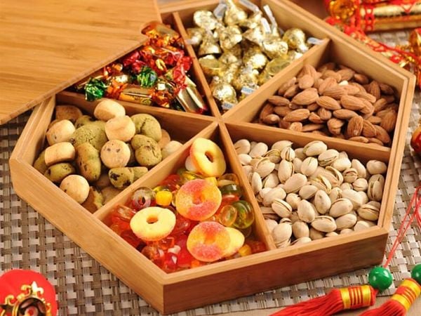 quà tết cho bố mẹ chồng