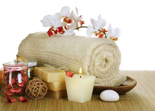 lợi ích khăn nóng trong massage