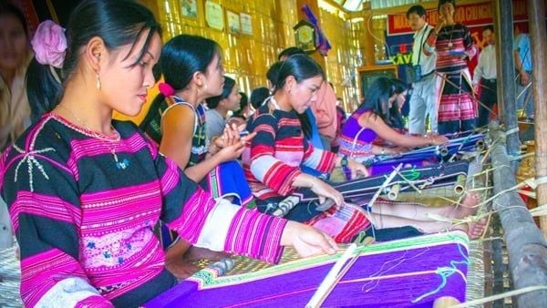 vải thổ cẩm