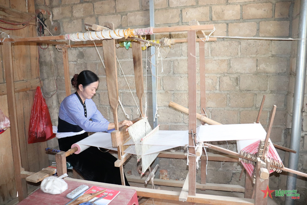 vải thổ cẩm