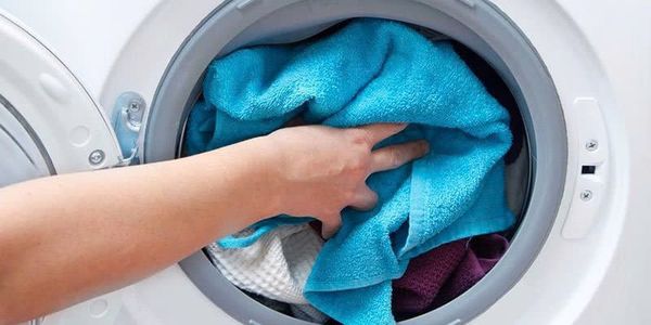 cách vệ sinh khăn lau bếp