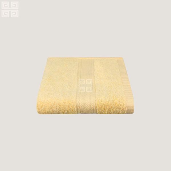 có nên dùng khăn khi rửa mặt
