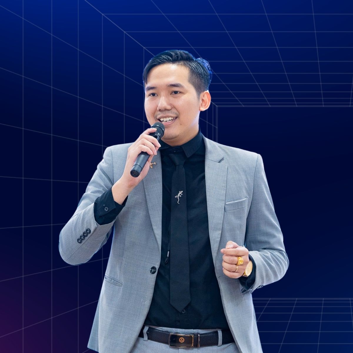 Mr. Hoàng Anh Đức 