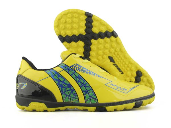 Giày đá banh PAN IMPULSE GRAFFITI với thiết kế màu vàng bắt mắt