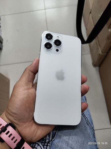 iphone 13 ra mắt