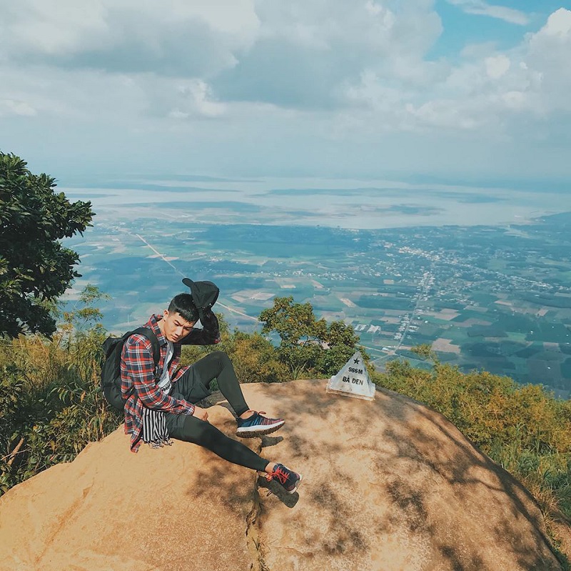 Núi Bà Đen Tây Ninh