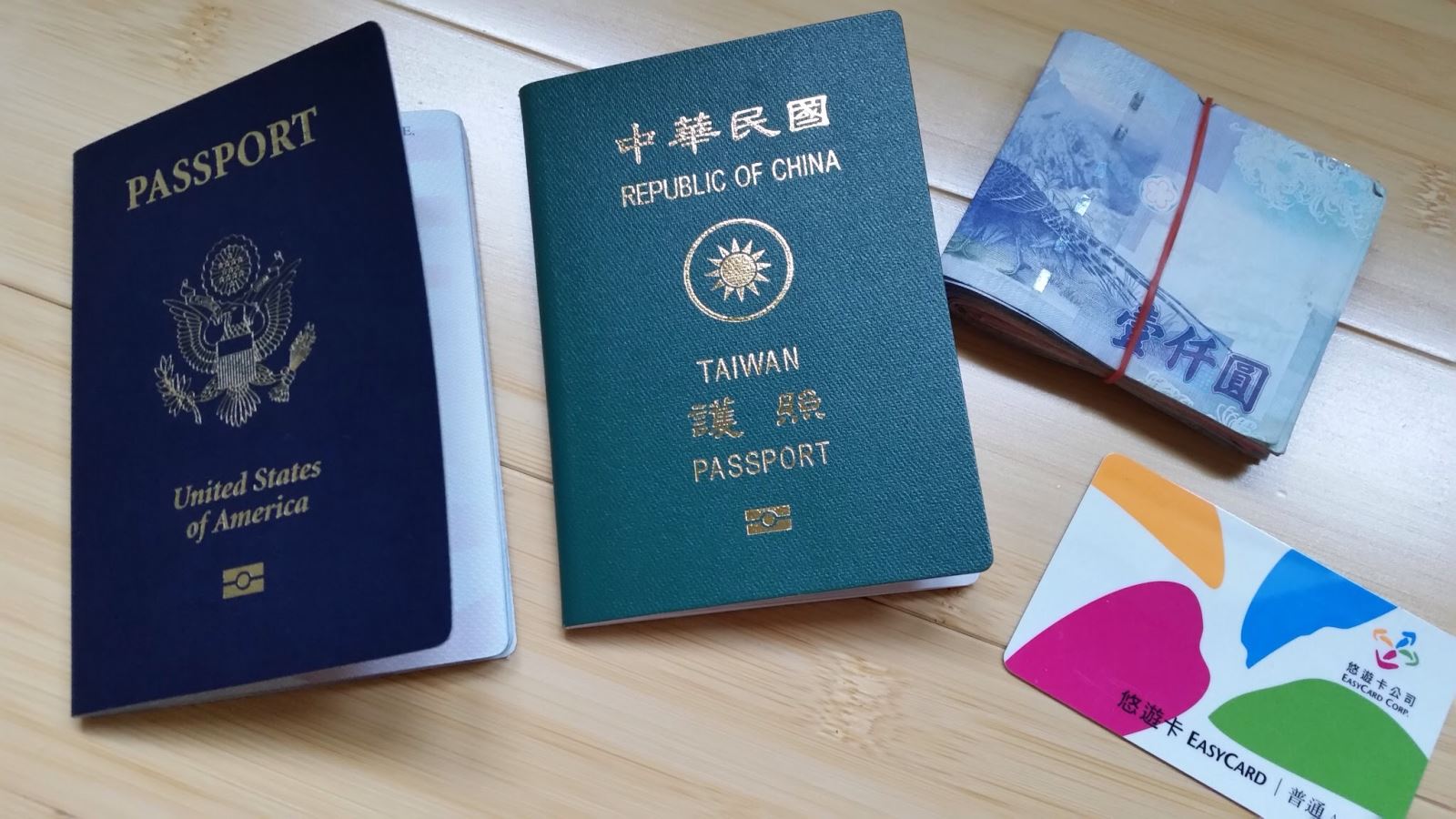 Hộ chiếu, visa Đài Loan, thẻ Easy Card và tiền Đài Loan