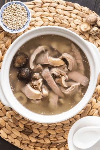 Canh dưỡng tỳ vị từ bao tử và sườn heo