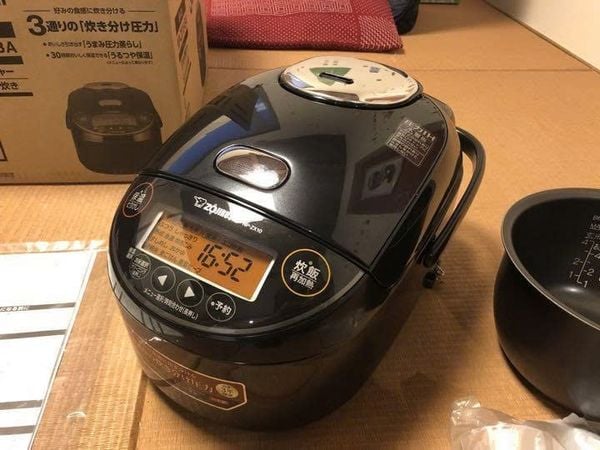 Nồi cơm điện Zojirushi NP-ZX10 1L giữ ấm 30h cao tần áp suất