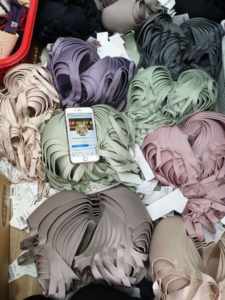 Áo ngực (áo lót) Uniqlo không gọng siêu nhẹ Nội địa Nhật mẫu mới