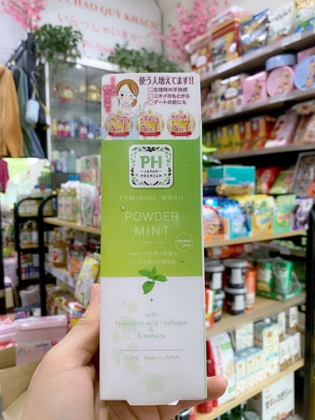 Dung dịch vệ sinh phụ nữ PH Care Hương hoa