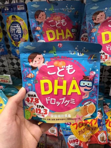 Kẹo bổ sung DHA Unimat Riken vị quýt ngọt gói 90 viên
