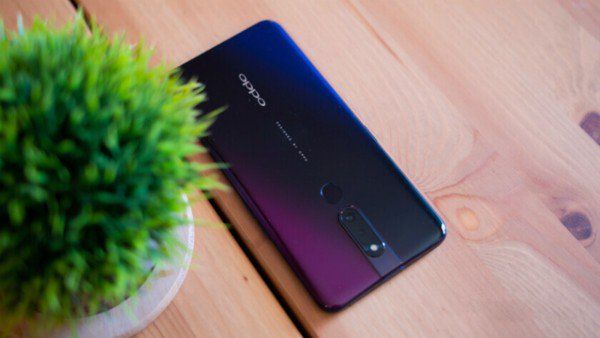 Oppo F11 Pro thiết kế