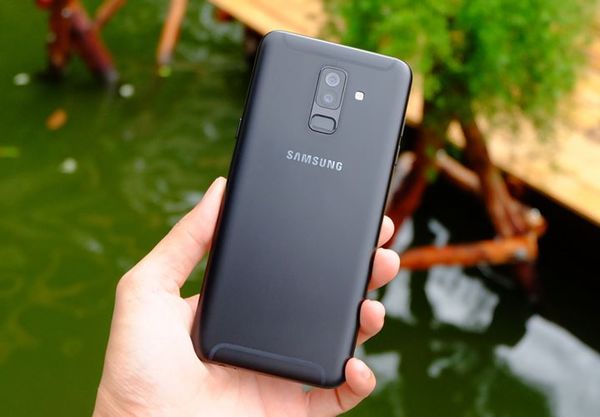 samsung-galaxy-a6-plus-thiet-ke