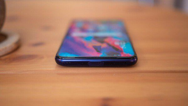 Oppo F11 Pro thiết kế 2