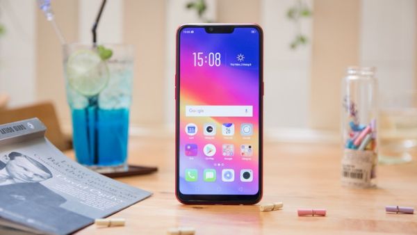 oppo-a3s-32gb-man-hinh