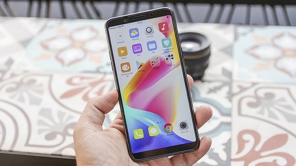 oppo-f5-6gb-man-hinh