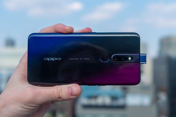 Oppo F11 Pro camera sau