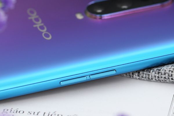 Oppo R17 Pro thiết kế 4