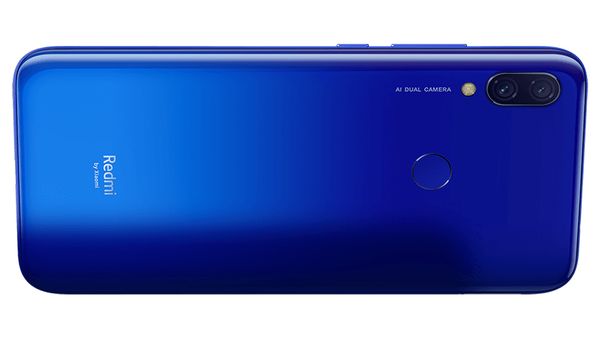 di động v24h Xiaomi Redmi 7 Ram 3GB Rom 32GB thiết kế