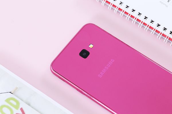 samsung-galaxy-j4-plus-camera