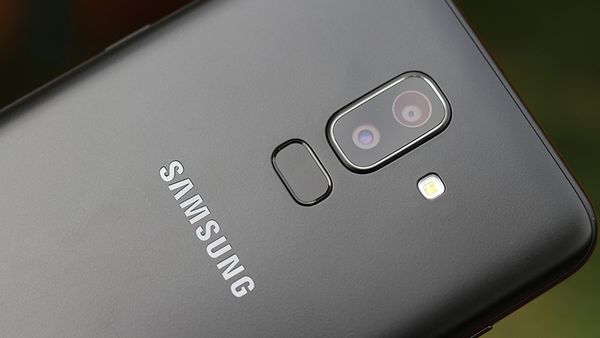 samsung-galaxy-j8-cam-bien