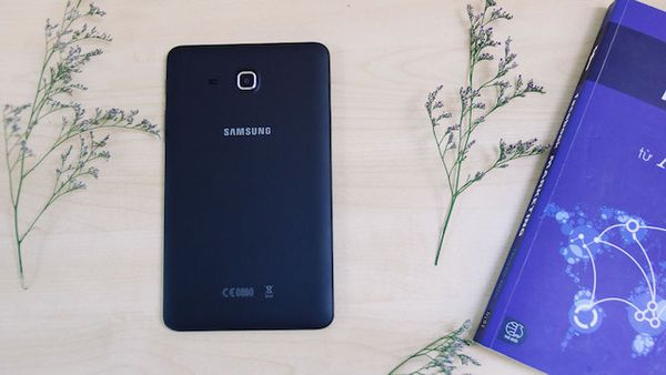 di động v24h Samsung Galaxy Tab A6 7.0" thiết kế 2